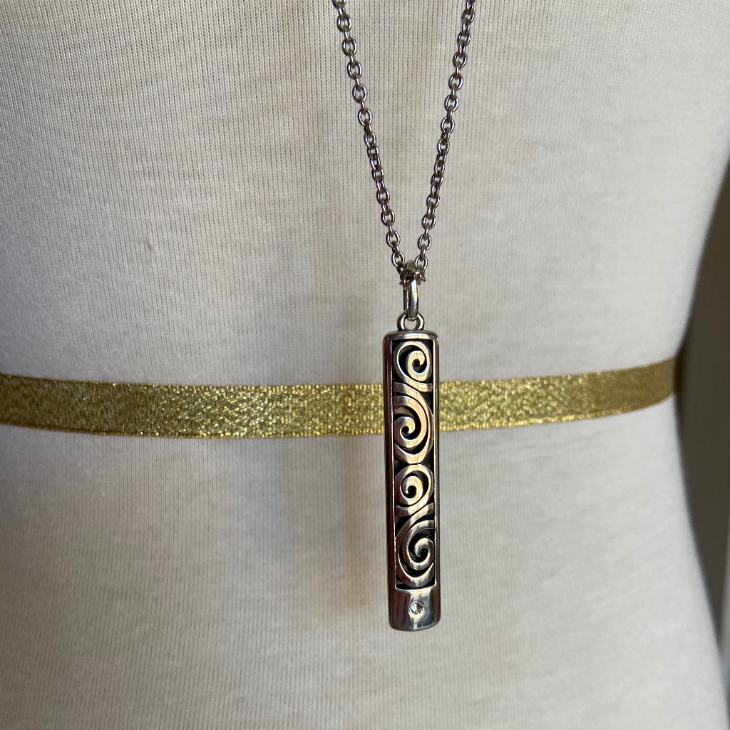 Brighton London Groove Bar Reversible Bar Necklace 39$